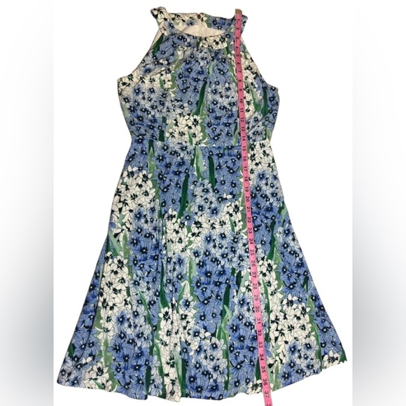 Tommy Hilfiger Sleeveless Floral Fit & Flare Midi Dress Size 6 EUC - Picture 4 of 14